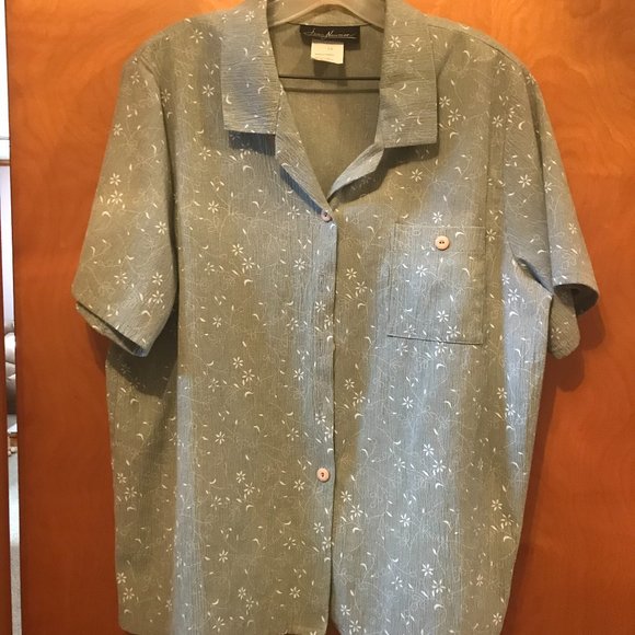 Jeno Neuman Woman's Casual Top - Picture 1 of 9